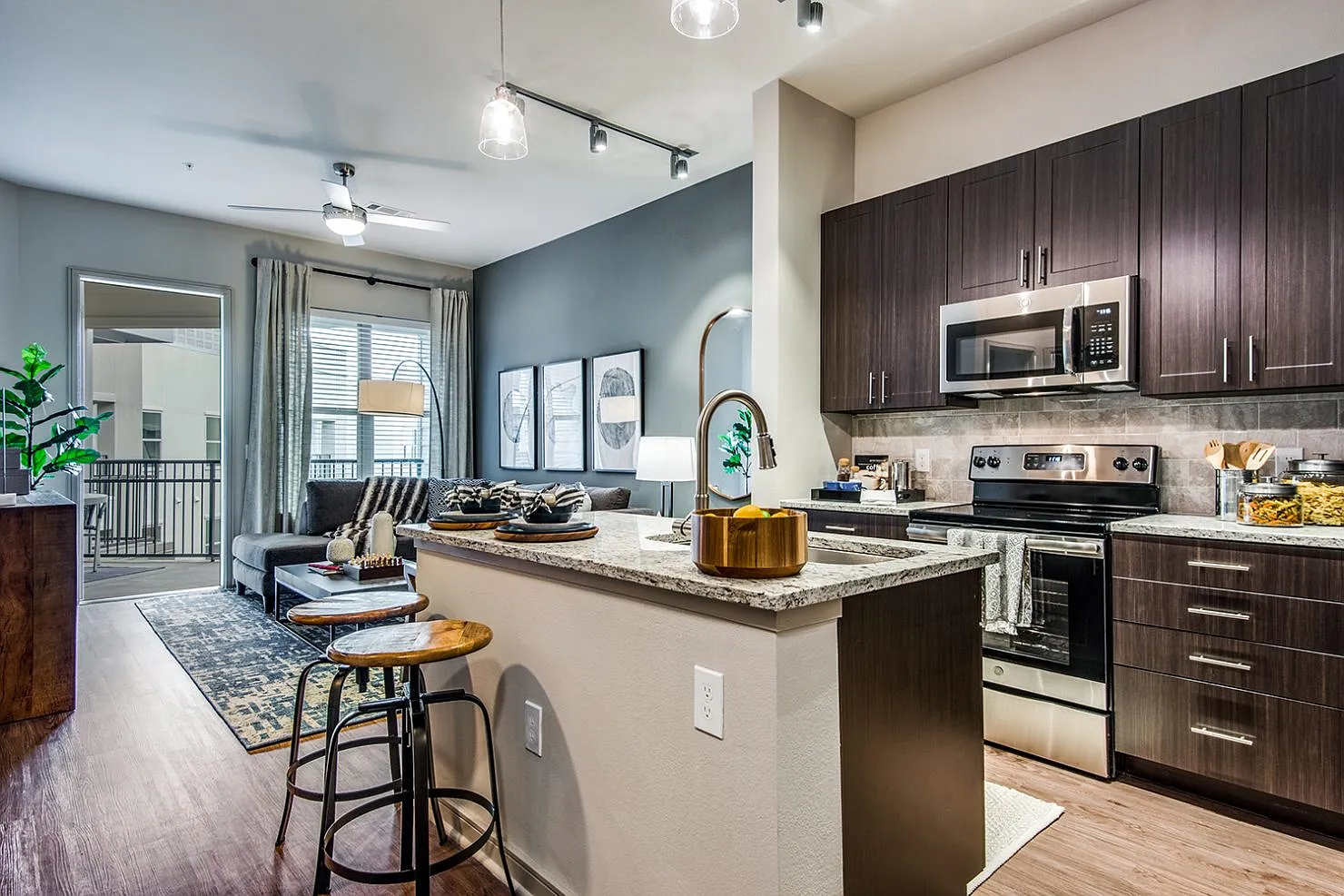 Eastshore on Lake Carolyn — Photo 1
