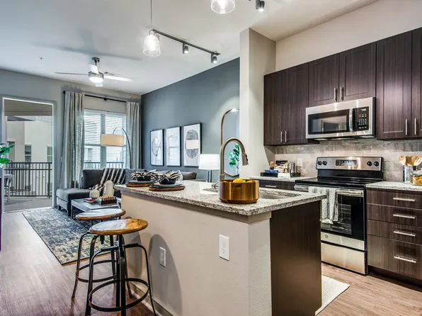 Eastshore on Lake Carolyn