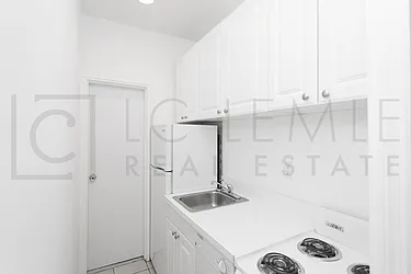 Rented by LC Lemle Real Estate Group