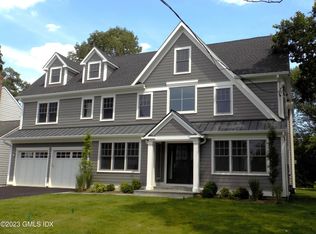 6 Pleasant View Pl, Old Greenwich, CT 06870