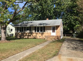 105 Hickory Hill Rd, Hampton, VA 23666