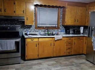 9 Fennbrook Rd, West Hartford, CT 06119