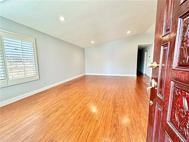 18113 Elaine Ave — Photo 5