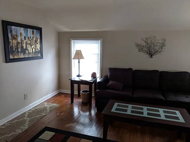 140 Rossiter Rd #UP — Photo 19