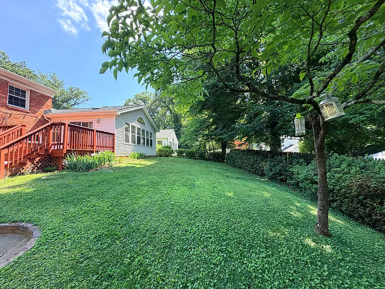 7529 Cayuga Ave — Photo 49