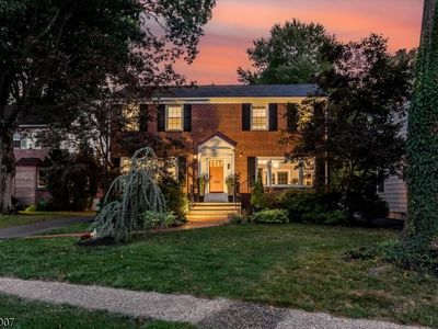 54 Highland Ave, Maplewood, NJ, 07040