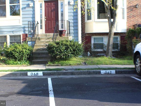 2nd image of 6069 Joust Ln