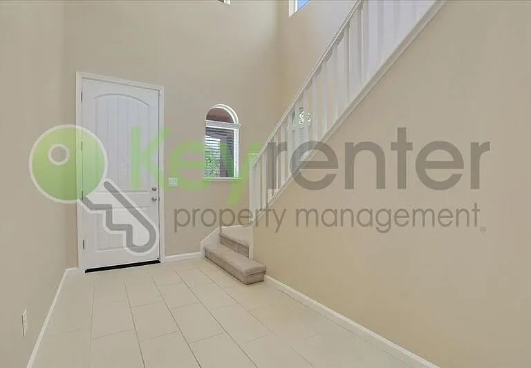 9673 Philta Way — Photo 2