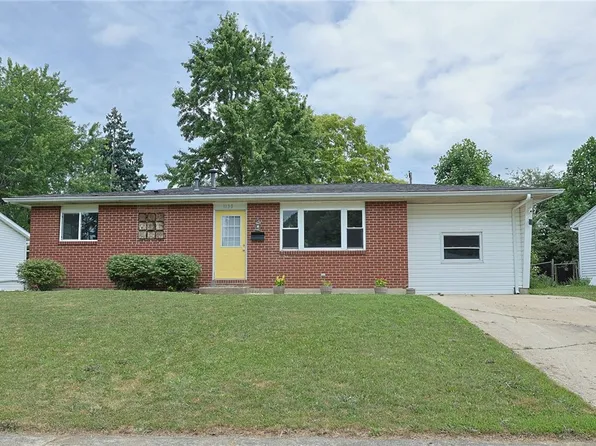 1130 Colonial Dr, Sidney, OH 45365