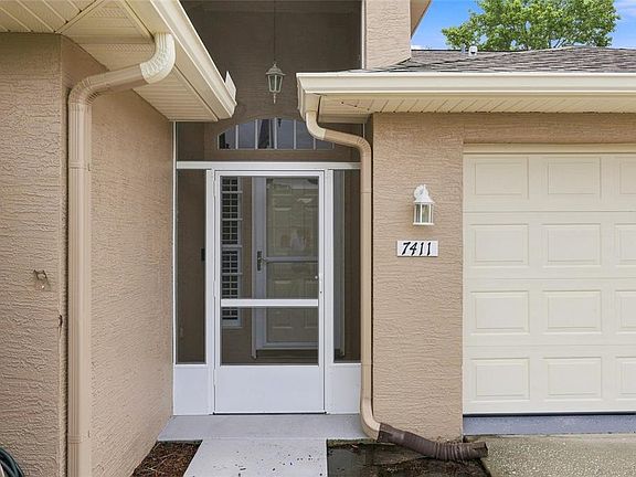 5th image of 7411 MOORGATE COURT