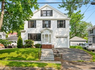11 Washburn Ave, Portland, ME 04101