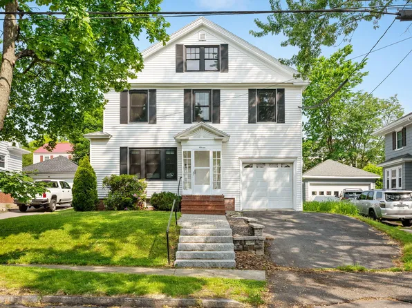 11 Washburn Avenue, Portland, ME 04101