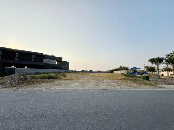 20 Finca Loop, Laredo, TX 78045