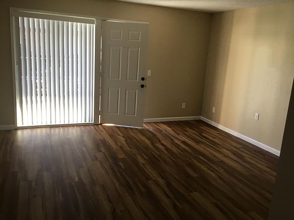 2nd image of 225 Richfield Dr APT 8