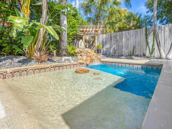 626 N J Street, Lake Worth Beach, FL 33460