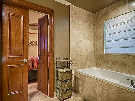5th image of 12021 Shady Trail Ln