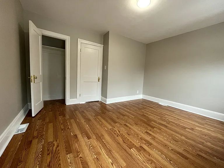 2644 W Lafayette Ave — Photo 35