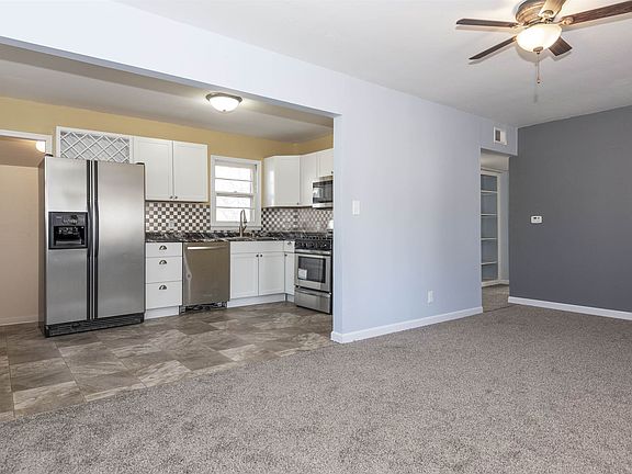 5th image of 1212 Pershing Dr