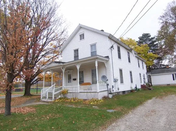245 Maple St, Bennington, VT 05201