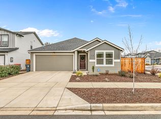 567 Black Bear Dr, Medford, OR