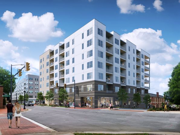 200 S Main St #302