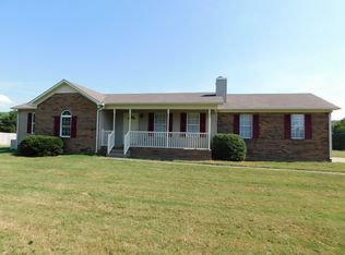 3910 Cambridge Ct, Culleoka, TN 38451