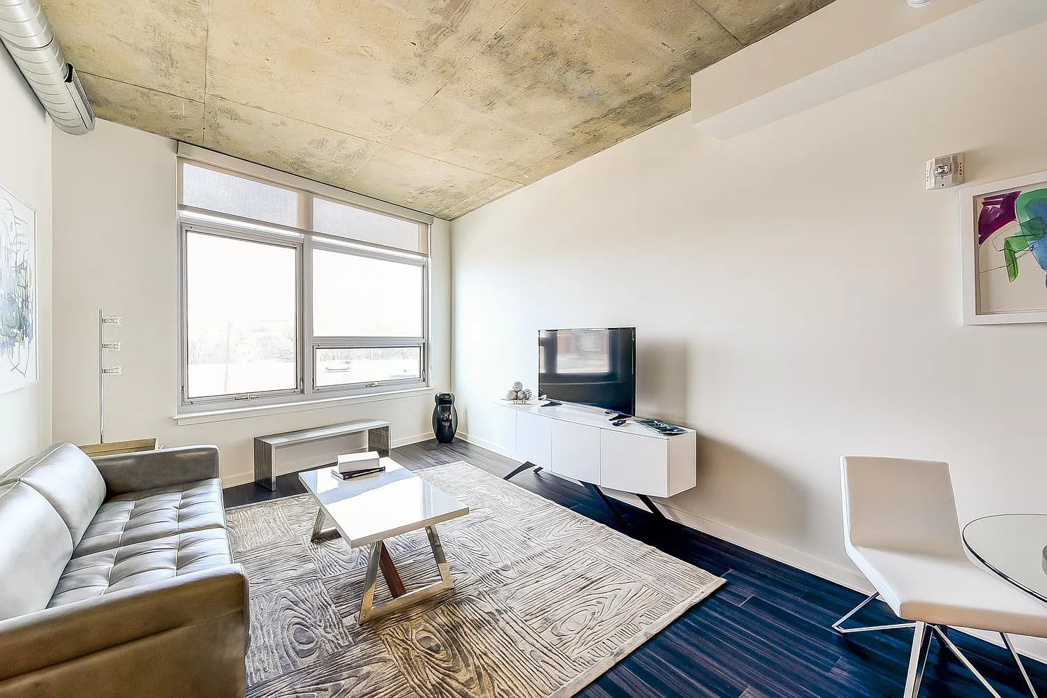 Agora — Photo 2