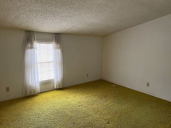 4th image of 410 County Road 4736