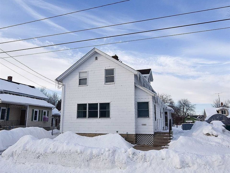 1st image of 706 W 10th Ave