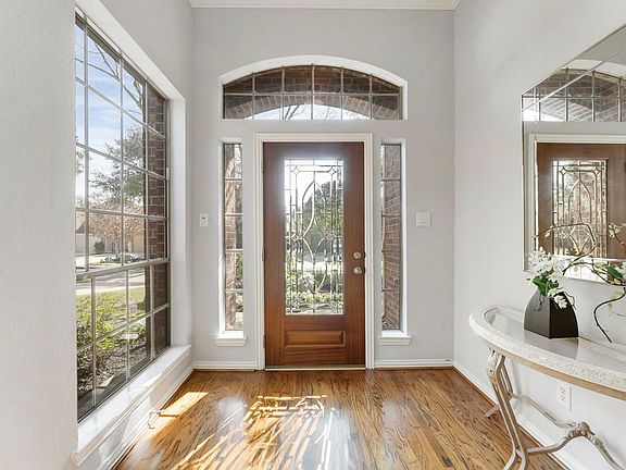 5th image of 82 S Warbler Bend Cir