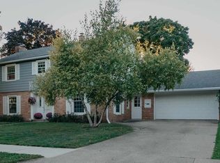 294 Cottage Ave, Fond Du Lac, WI 54935