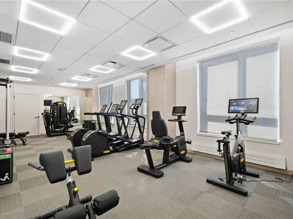 601 Surf Avenue image 7 of 14