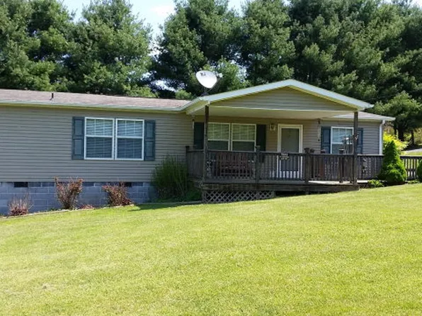 36489 Widener Valley Rd, Glade Spring, VA 24340