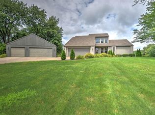 726 W Weaver Rd, Forsyth, IL 62535