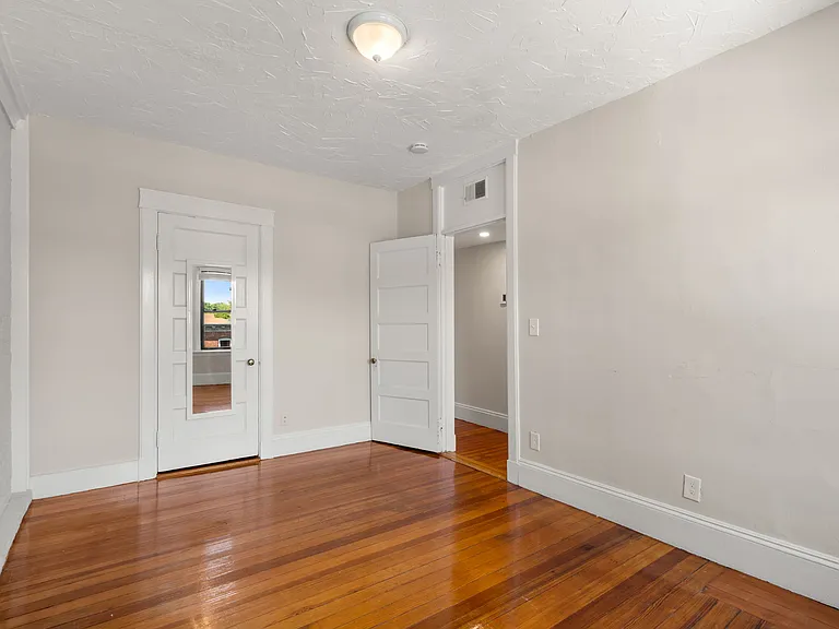 22 Linden Pl #2 — Photo 18