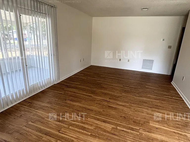 15 Bluebell Ln — Photo 2