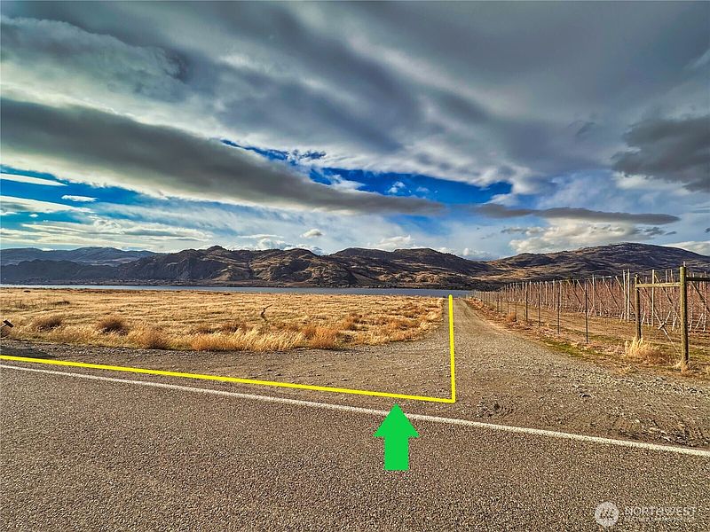 4th image of 323 Eastlake Road #B