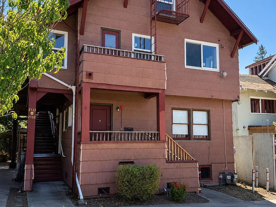 1st image of 2732 Parker St