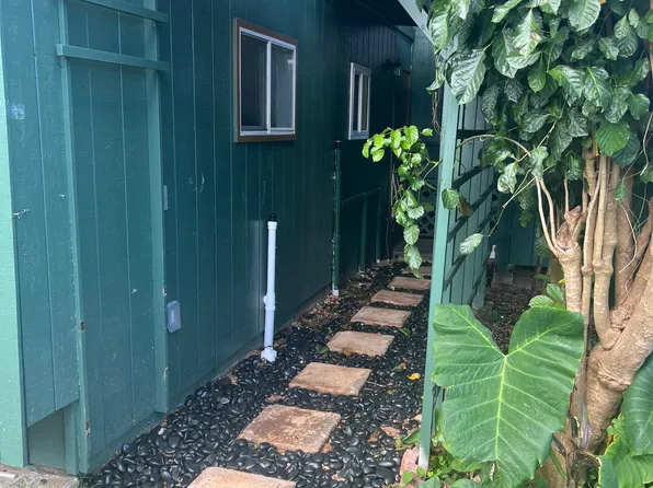 59-420 Kamehameha Hwy #1, Haleiwa, HI 96712
