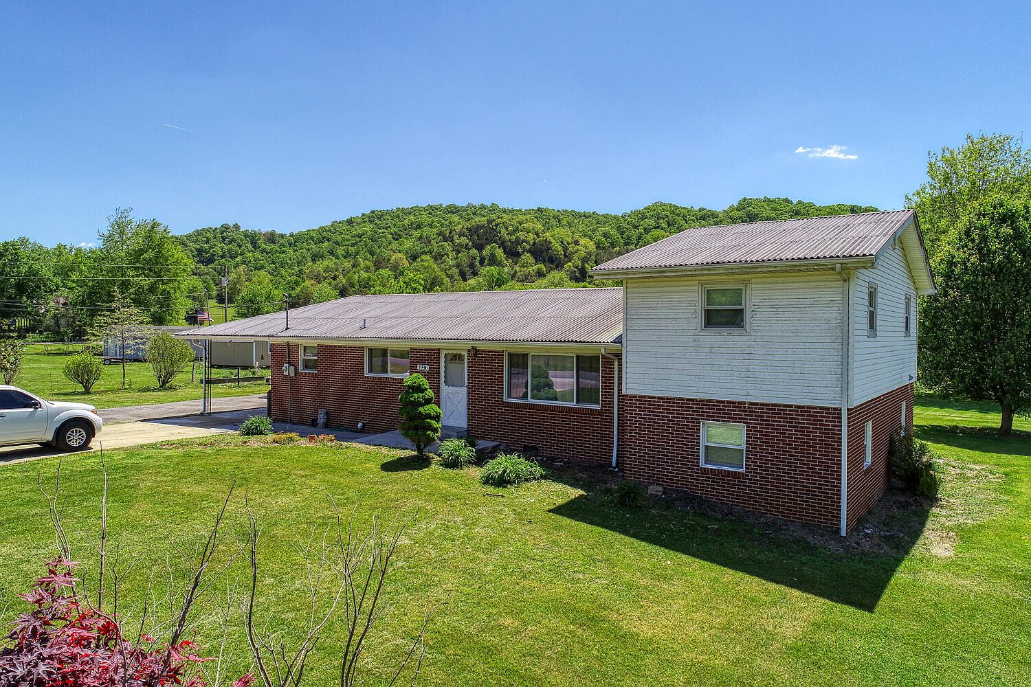 1996 Stanley Valley Rd, Surgoinsville, TN 37873 MLS 9953172 Zillow