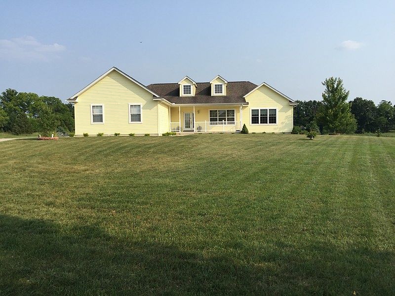 1st image of 50238 Rebecca Dr