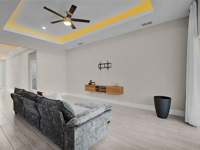 1187 N Platte Ln — Photo 23