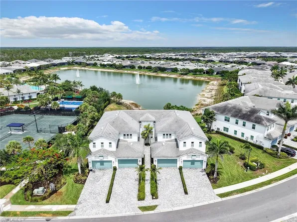 8860 Saint Lucia DR #201, NAPLES, FL 34114