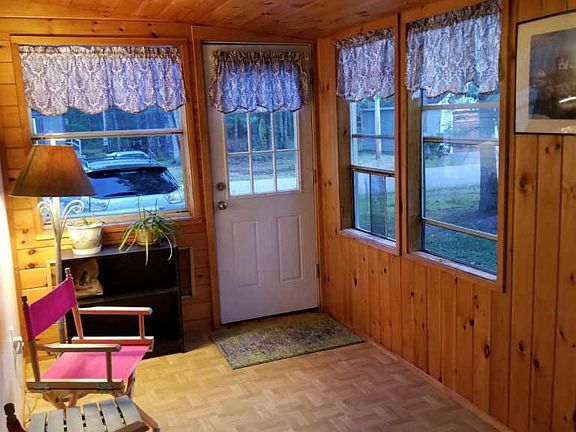 5th image of 28 Aspen Ln