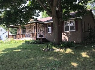 1546 S Riverside Ave, Saint Clair, MI 48079