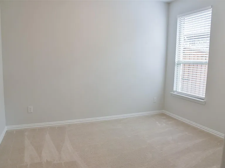 2068 Barx Dr — Photo 16