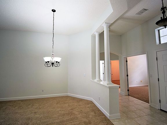 4th image of 604 Loire Ct