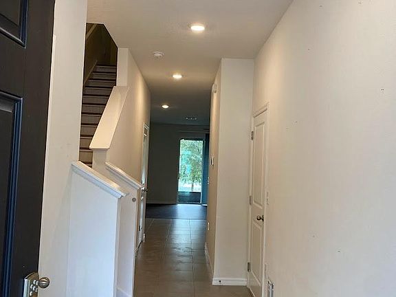 5th image of 3250 Pleasant Willow Ct