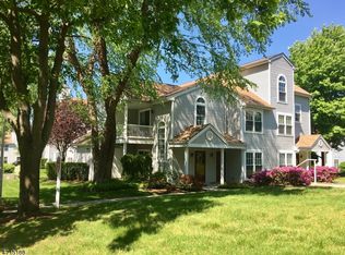 25 Homestead Ln, Lincoln Park, NJ 07035