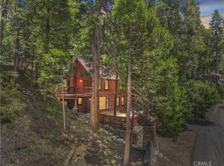 425 Blue Jay Canyon Rd, Blue Jay, CA 92317